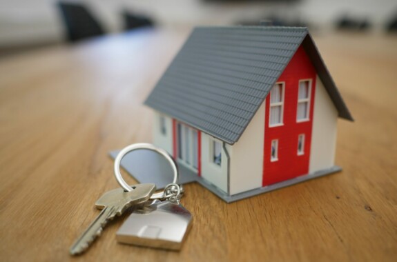 keys and a small house