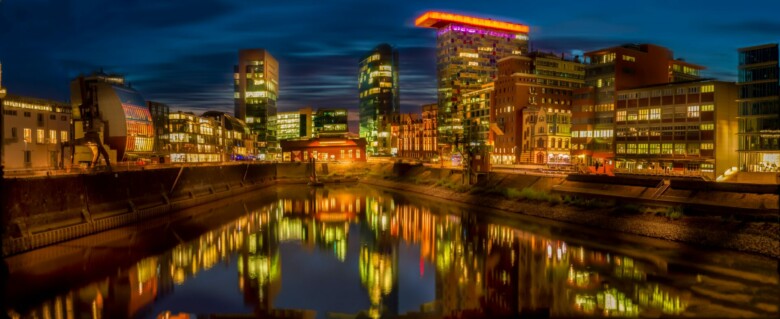 Düsseldorf city lights